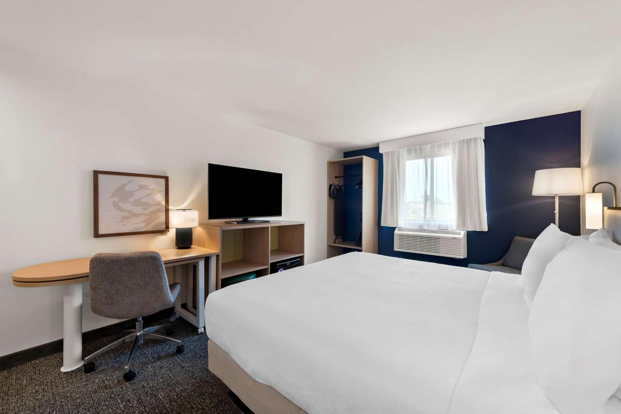 Spark By Hilton Norfolk Exterior foto